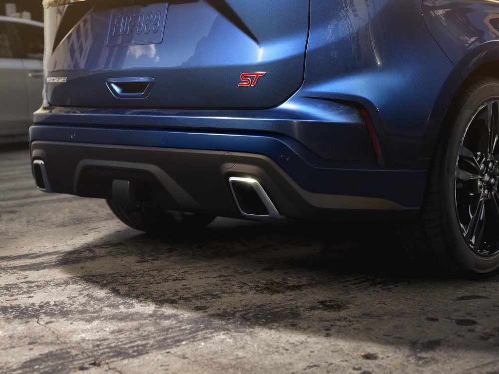 2020 Ford Edge Vs 2020 Ford Explorer Comparison | AutoGuide.com