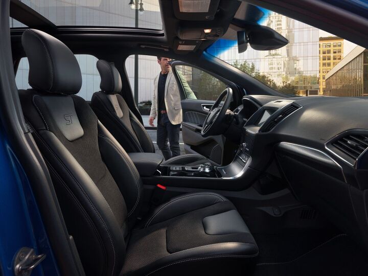 2020 Ford Edge Vs 2020 Ford Explorer Comparison | AutoGuide.com