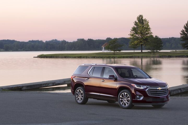 buick enclave vs chevrolet traverse which three row gm suv is right for you