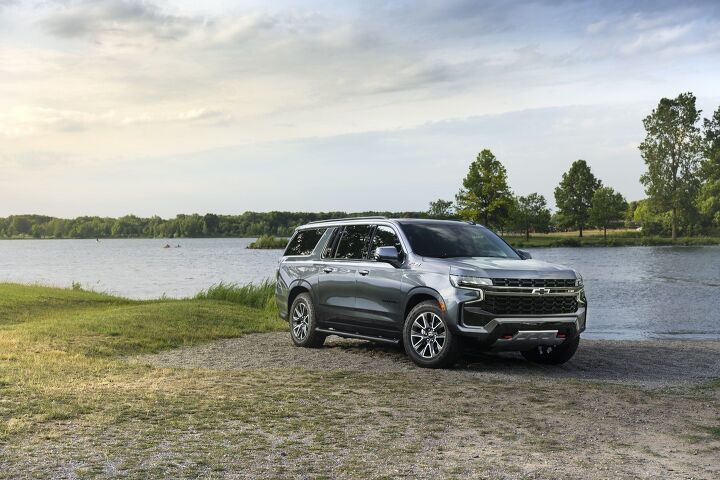 chevrolet tahoe vs chevrolet suburban which full size chevy is right for you