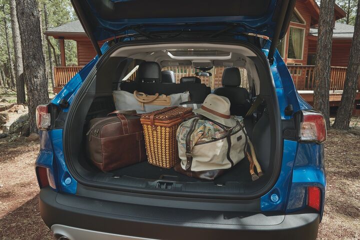 ford escape vs mazda cx 5 which compact crossover is the value champ