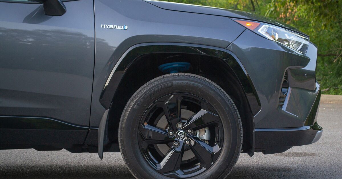 Hyundai Tucson Hybrid Vs Toyota RAV4 Hybrid Comparison FuelSipping