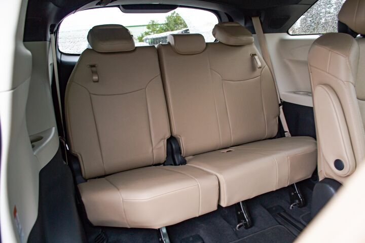 honda odyssey vs toyota sienna comparison minivan mix n match