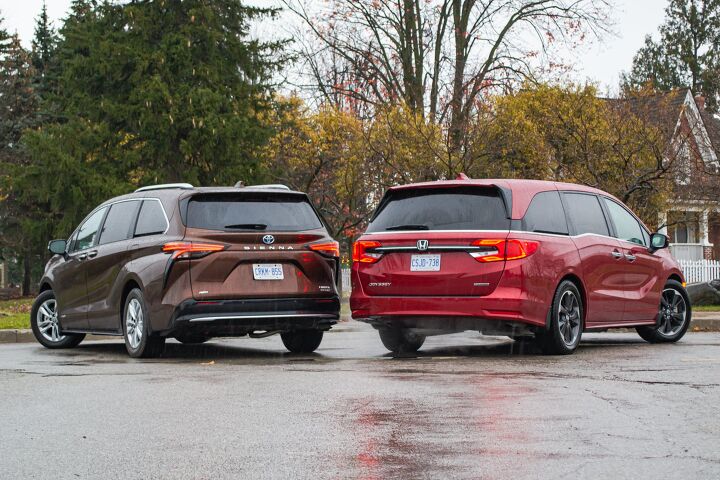 honda odyssey vs toyota sienna comparison minivan mix n match