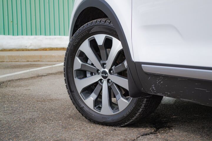 kia telluride vs subaru ascent comparison