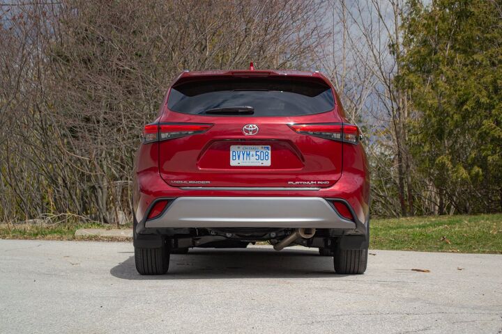 nissan pathfinder vs toyota highlander which suv is right for you