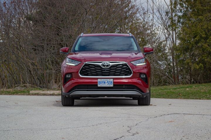 nissan pathfinder vs toyota highlander which suv is right for you