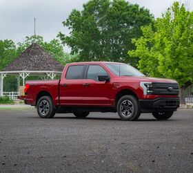 ford f 150 lightning vs rivian r1t which electric pickup truck is right for you