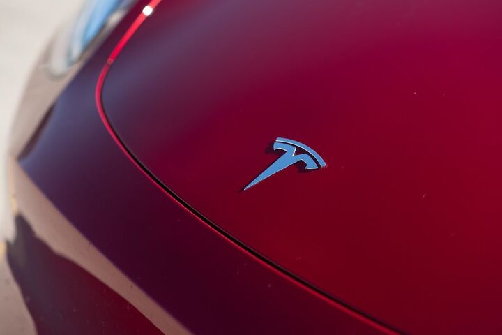 Autotrader's List of Best EVs Excludes Tesla, Which Should