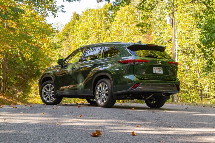 toyota highlander xle vs limited which trim is right for you