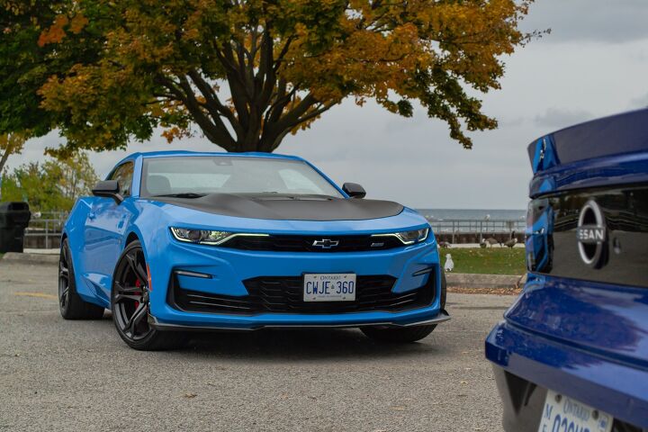 2023 nissan z vs 2022 chevrolet camaro comparison blue meanies