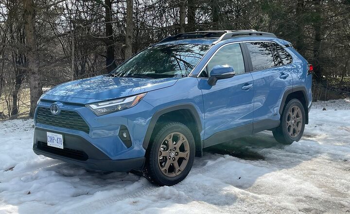 toyota rav4 hybrid vs honda cr v hybrid comparison