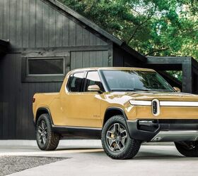 ford f 150 lightning vs rivian r1t which electric pickup truck is right for you