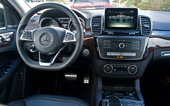2016 Mercedes-Benz GLE Coupe interior dashboard