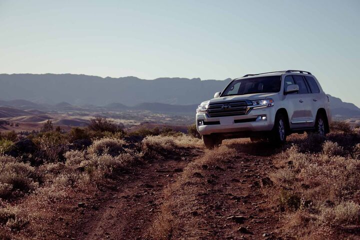 2016 Toyota Land Cruiser Review