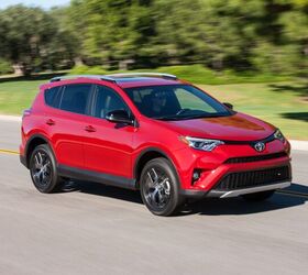 2016 Toyota RAV4 SE Review | AutoGuide.com