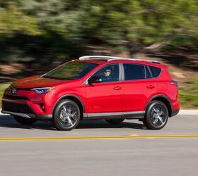 2016 Toyota RAV4 SE Review | AutoGuide.com