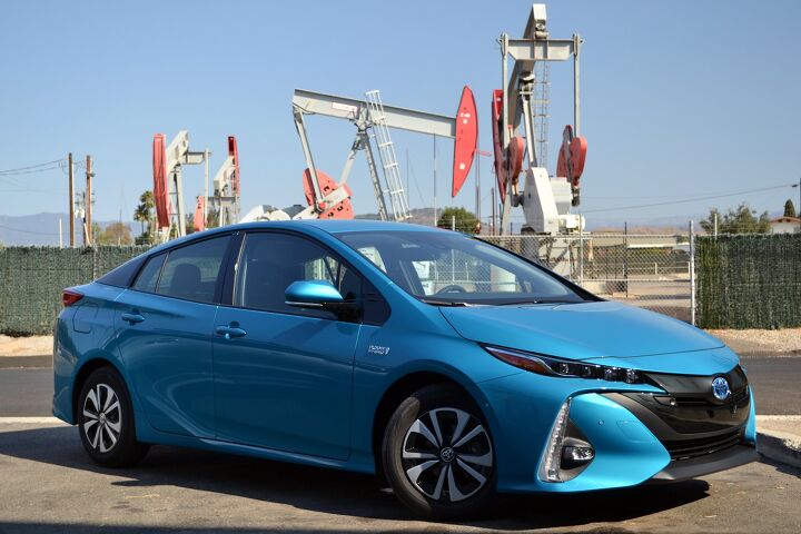 2017 Toyota Prius Prime Review and First Drive