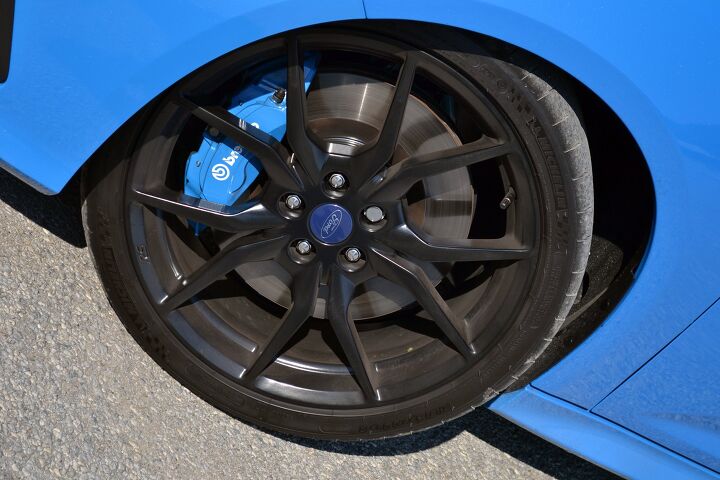 2017 ford focus rs review