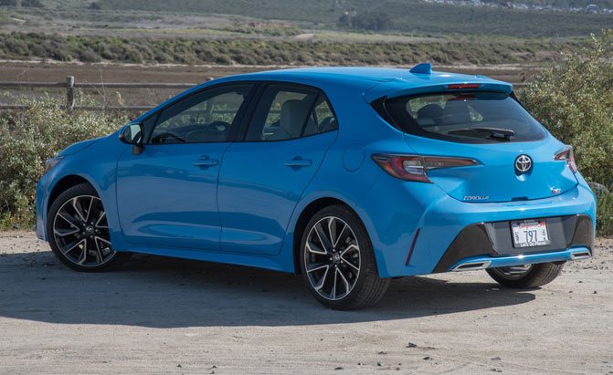 2019 toyota corolla hatchback review