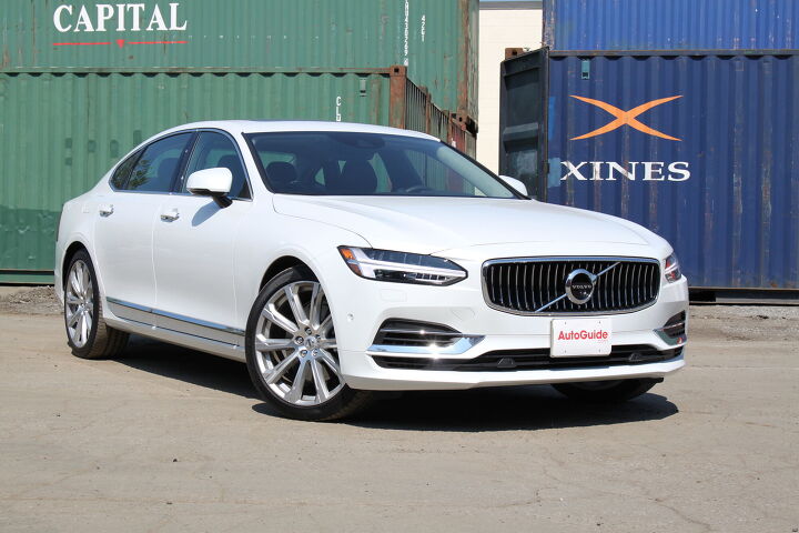 2018 Volvo S90 T8 Review