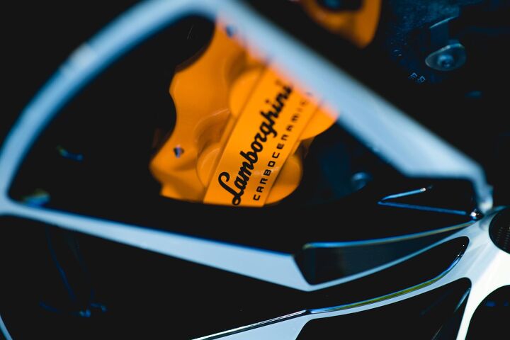2018 lamborghini aventador s roadster review