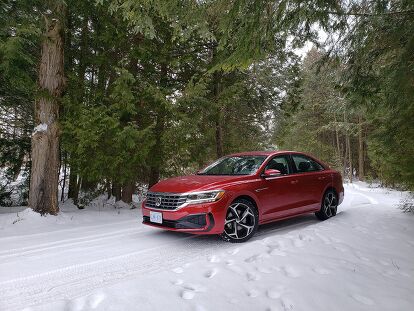 2020 Volkswagen Passat R-Line Review | AutoGuide.com