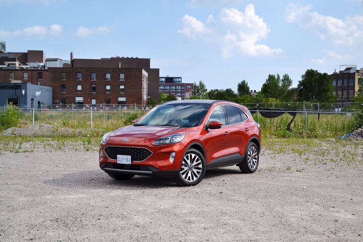 2020 Ford Escape Hybrid Review: Friendly Fuel-Sipper