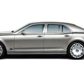 Bentley Shows Craftsmanship in All-New Mulsanne Luxury Sedan [with Video]