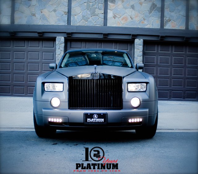 platinum motorsport unveils custom rolls royce phantom for chad ochocinco