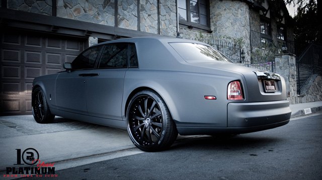 platinum motorsport unveils custom rolls royce phantom for chad ochocinco