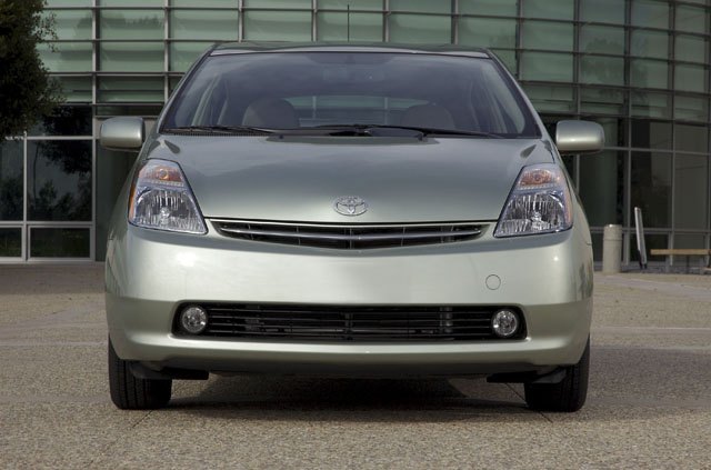 Tom Hanks's Plug-In Prius Being Auctioned-Off to Support Veterans