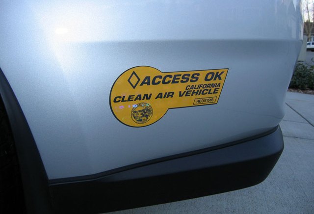 California No Longer Issuing HOV Carpool Stickers to Hybrids