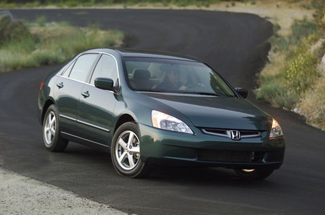 honda recalling 428 000 accord civic and element models for ignition issue