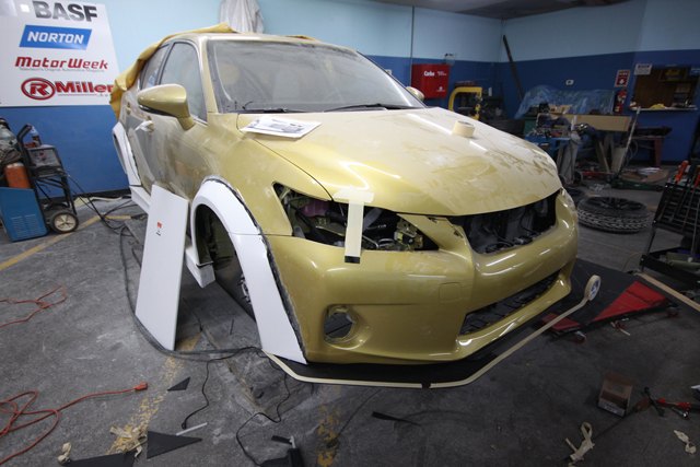 lexus to showcase supercharged ct200h at new york auto show