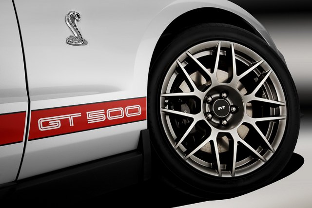 2013 Shelby GT500 to Get 650-HP Turbocharged V8
