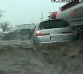 Driver Captures March 11 Tsunami From Inside Car [Video]