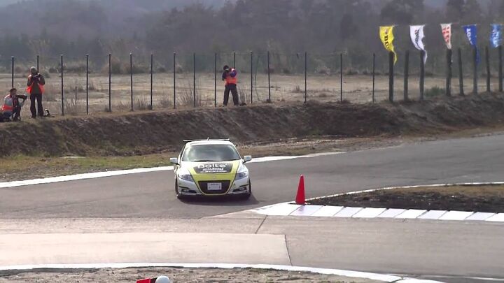 Honda CR-Z Goes Up On Two Wheels [Video]
