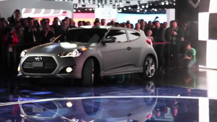 Hyundai Veloster Turbo Gets 201-HP, Matte-Gray Paint: 2012 Detroit Auto Show