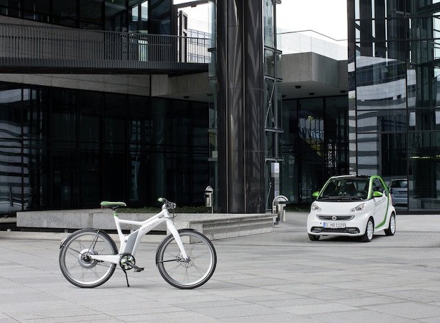 Smart Electric Bike Goes Into Production