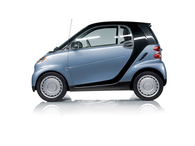 2011 smart fortwo Pure Coupe.