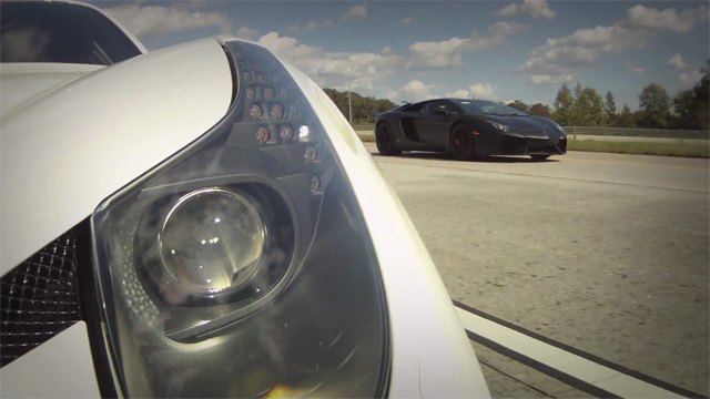 Watch a Twin Turbo Ferrari 458 Destroy a Lamborghini Aventador in a Drag Race [Video]