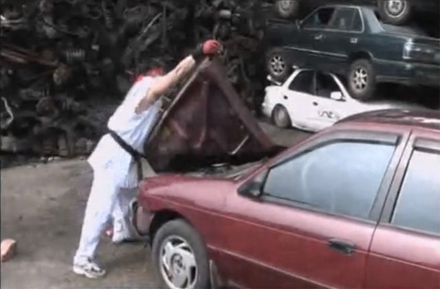 Car Scrape Ryu Costumed Street Fighter Ryu Destroys a Car With His Bare Hands [Video ...