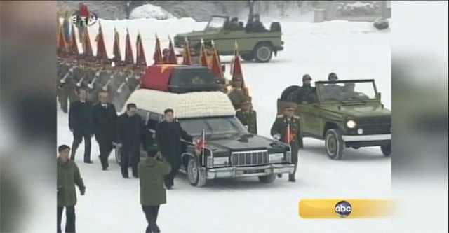 Kim Jong-il Rides a 1976 Lincoln Hearse to His Grave [Video]