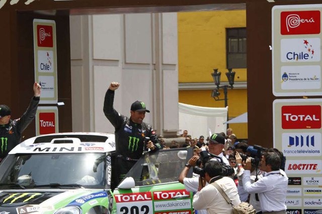 stephane peterhansel wins 2012 dakar in mini all4 racing