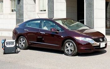 Honda FCX Clarity Fuel Cell Powers Japanese House For Six Days