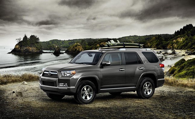 2013 Toyota 4Runner Remains Mostly Unchanged
