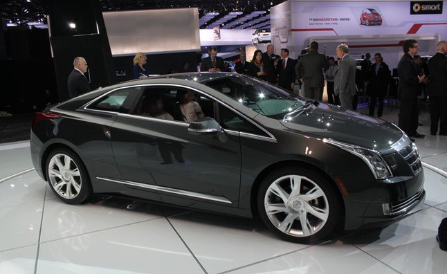2014 cadillac elr video first look 2013 detroit auto show