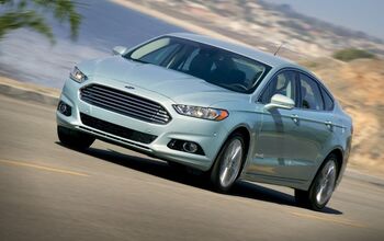 Ford Bests Own Hybrid Sales Number in First Half of 2013