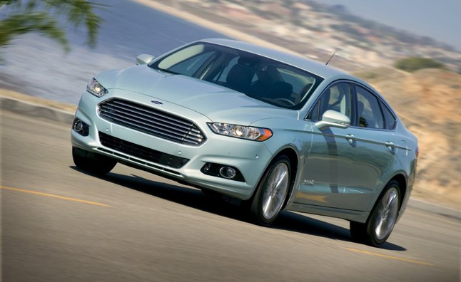 Ford Bests Own Hybrid Sales Number in First Half of 2013
